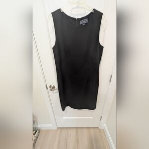 Laura Scott Elegant Black Sleeveless Blouse